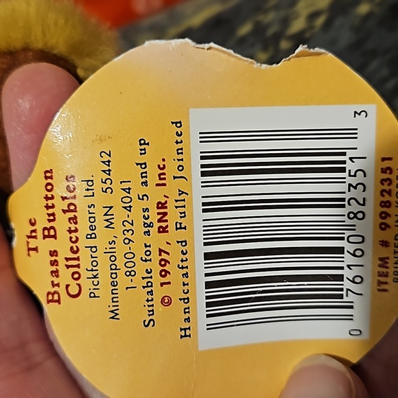 Vintage Brass Button "Pickford Bears" Aviator Bear - Picture 6 of 7